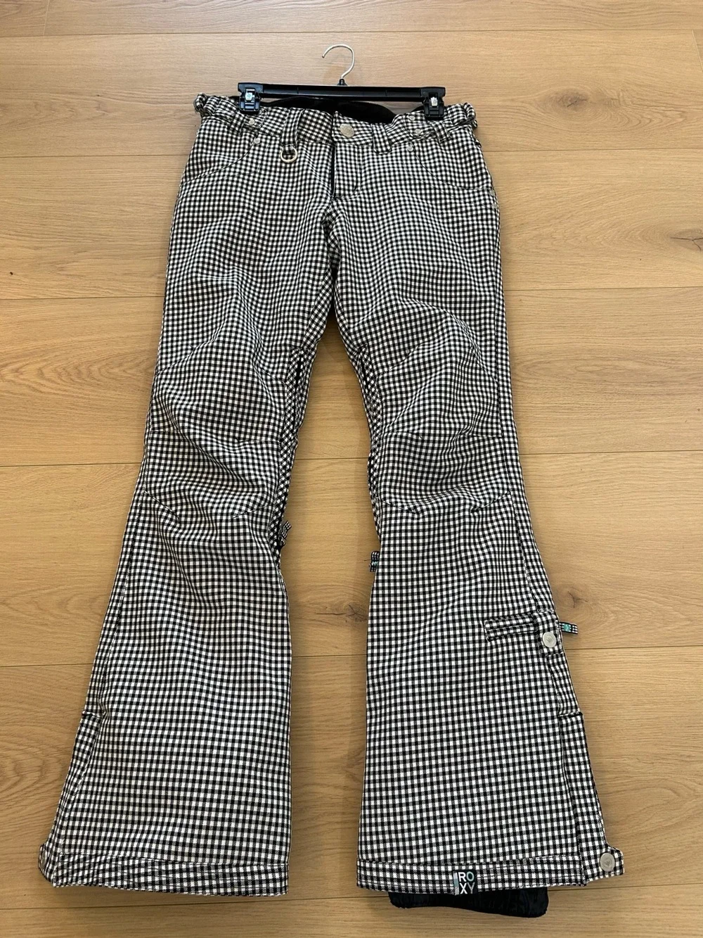 Unisex Roxy 5000 Special Edition Black and White Snow Pants. Sz XS